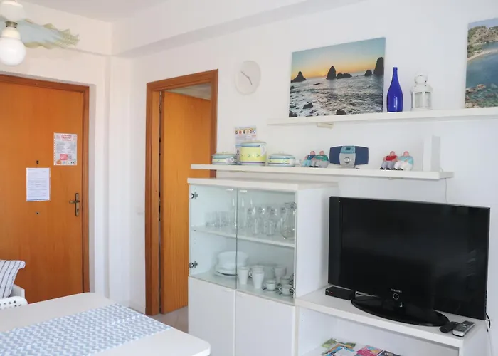 La Joya Sileno Giardini Naxos